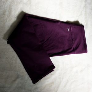 Fabletics Salar Solid PowerHold Capri in Eggplant